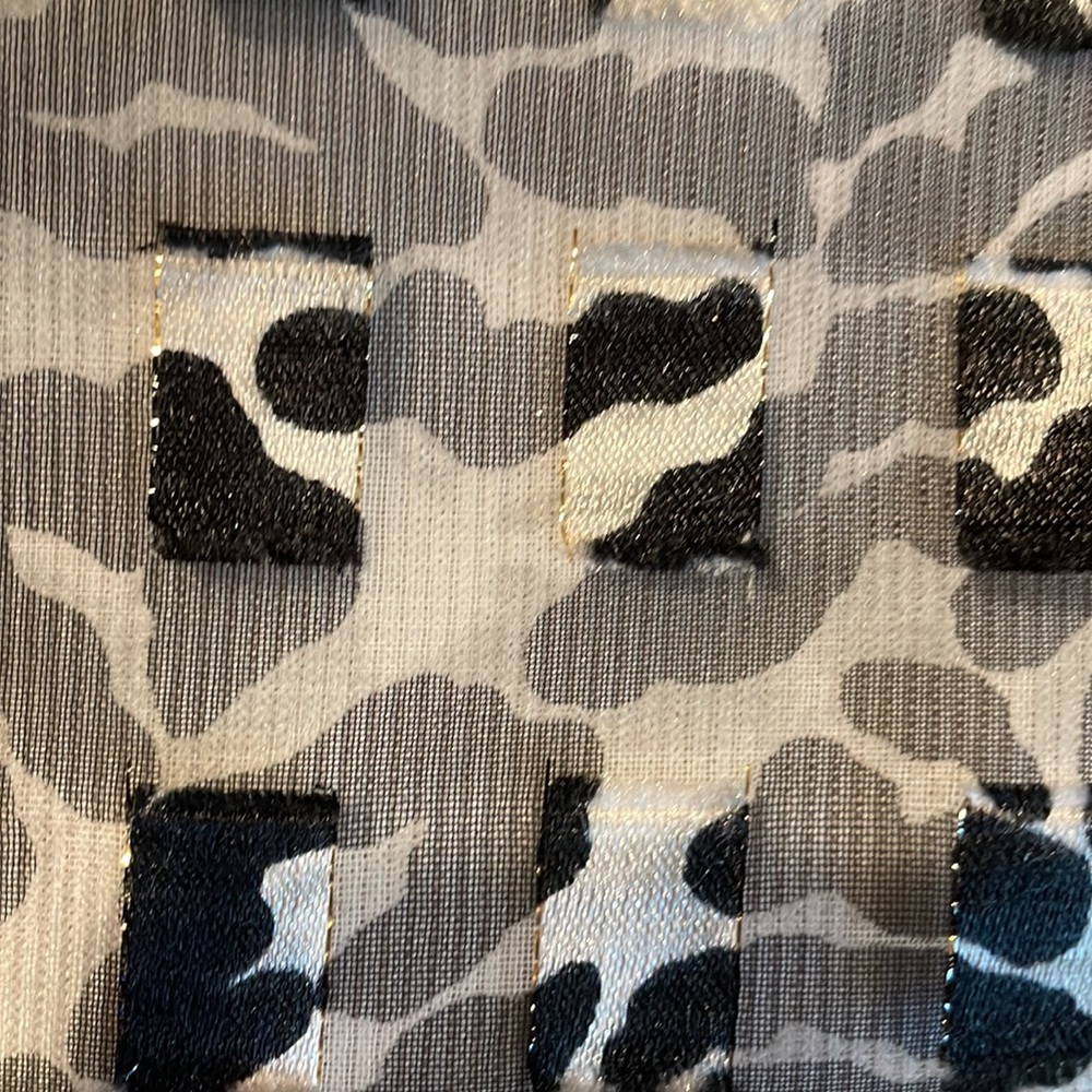 Blouse - Picture 5 of 6